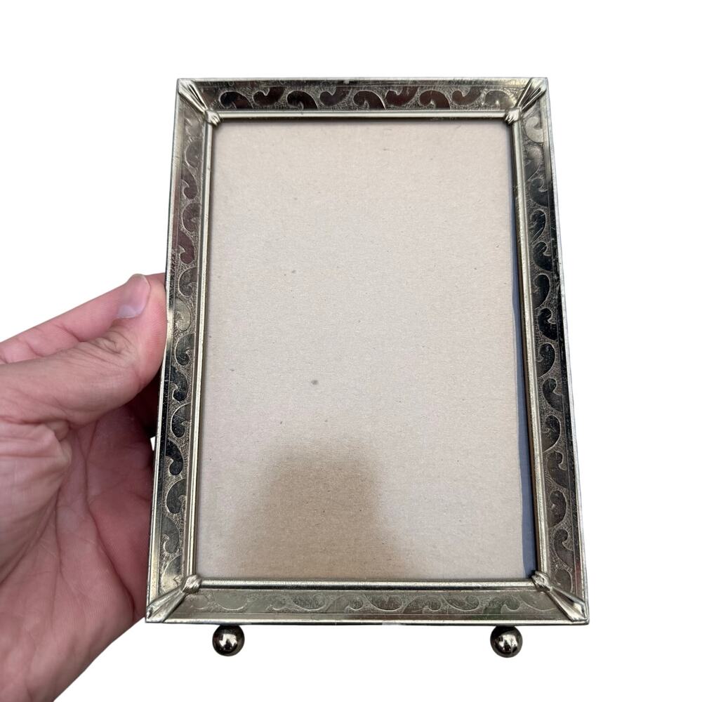 VINTAGE Picture Photo Frame 5x7 Brass Gold Tone Metal Ornate Standing Etched